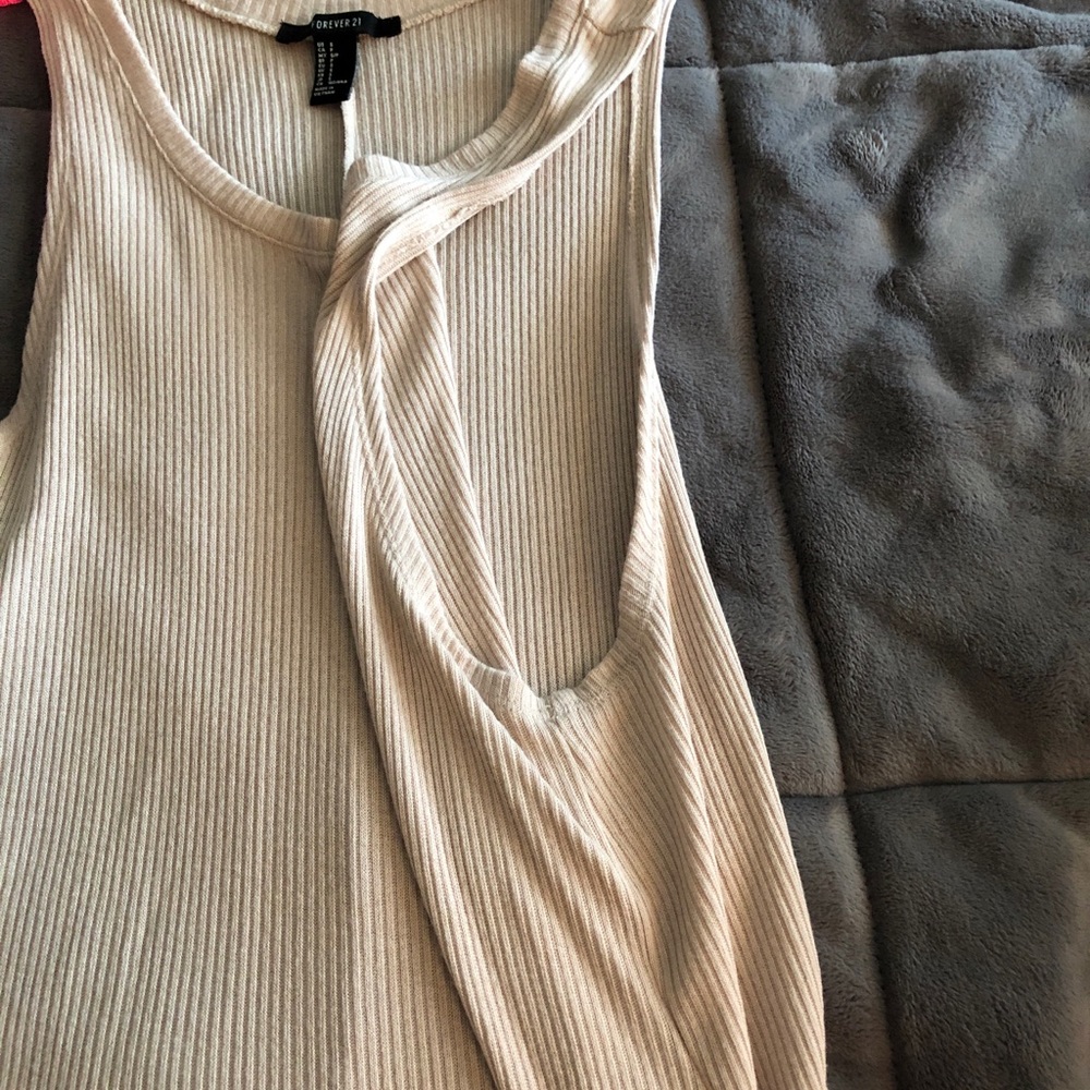 Tank top - Picture 2 of 3
